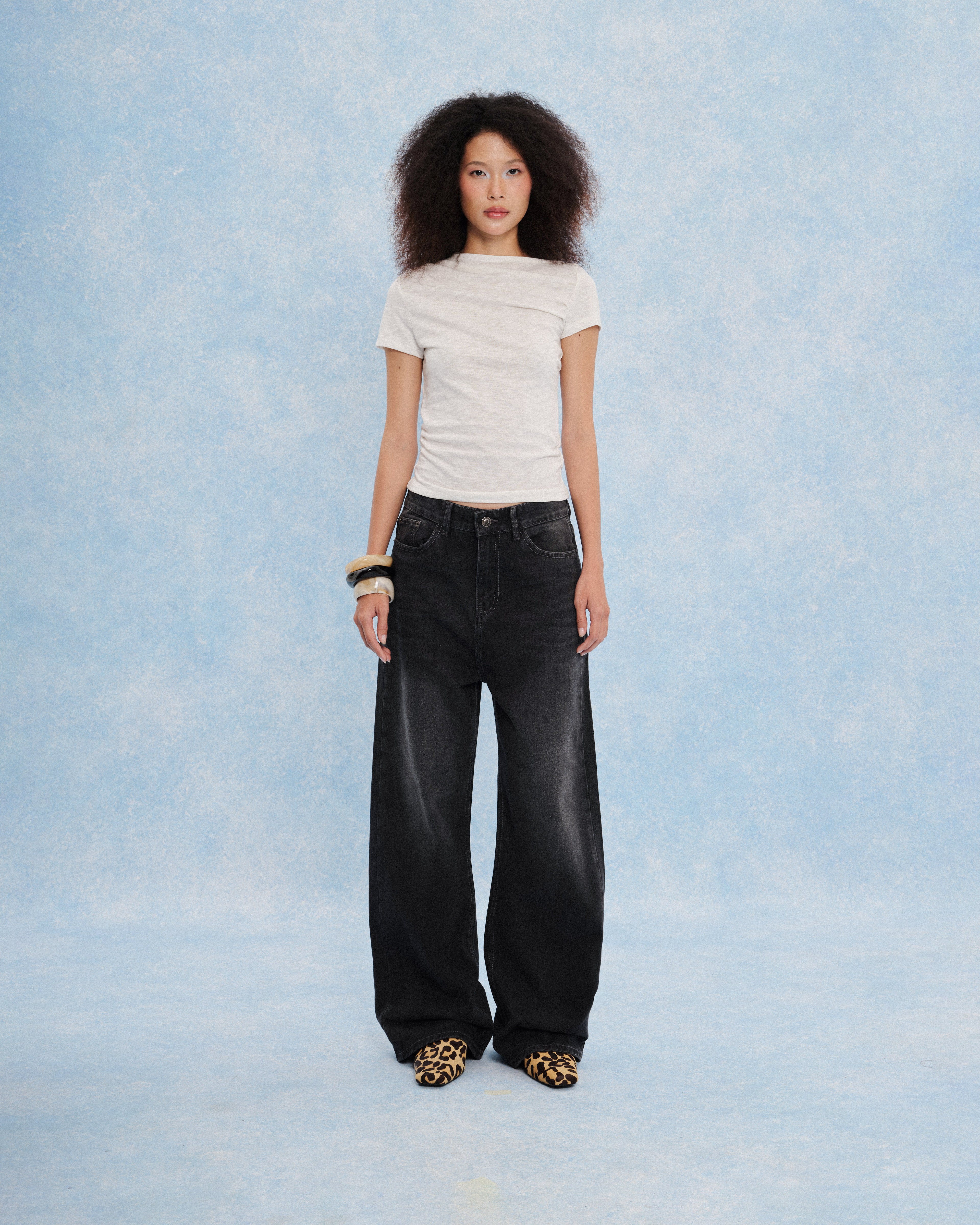 Stone Low-rise Wide Leg Jeans