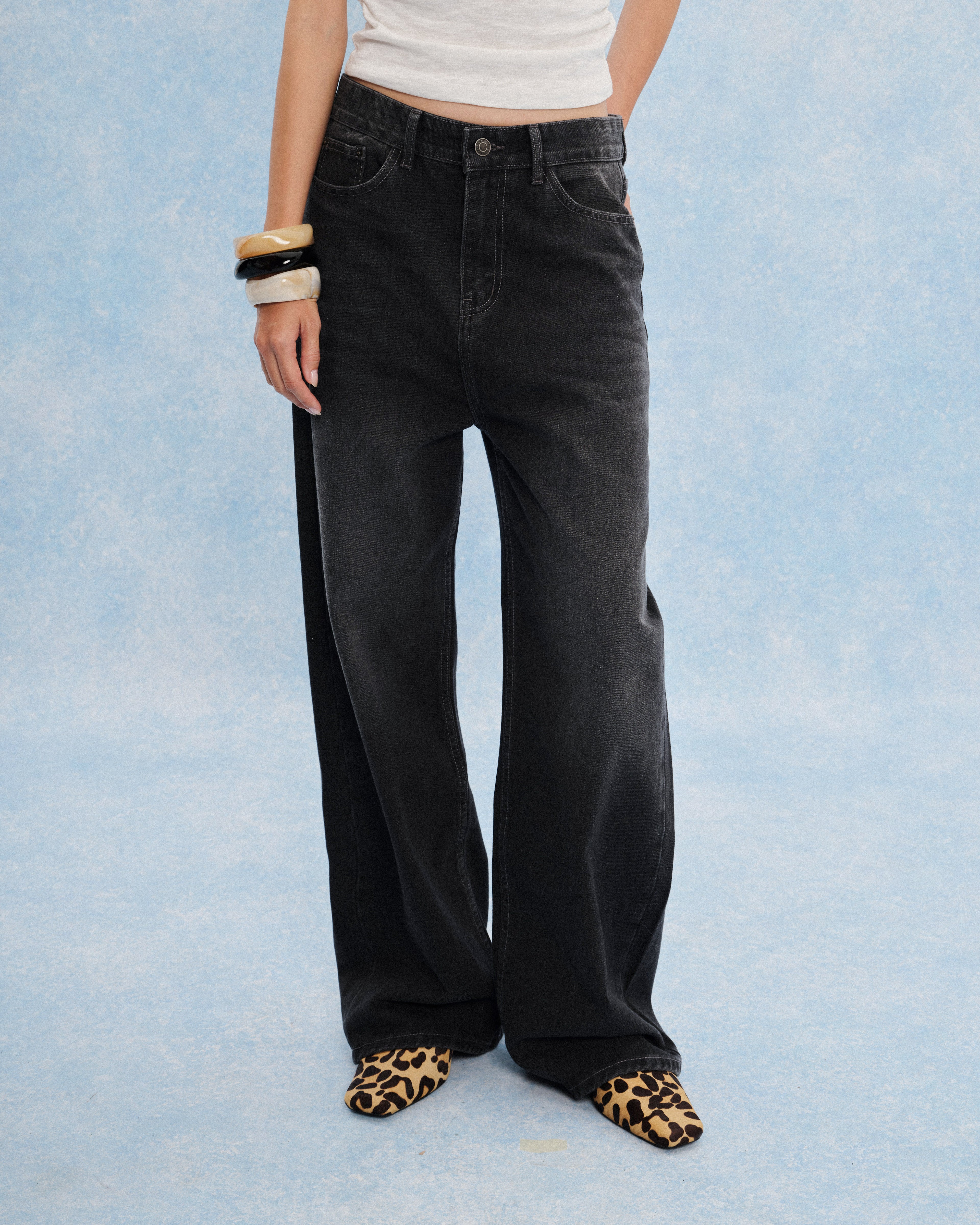 Stone Low-rise Wide Leg Jeans