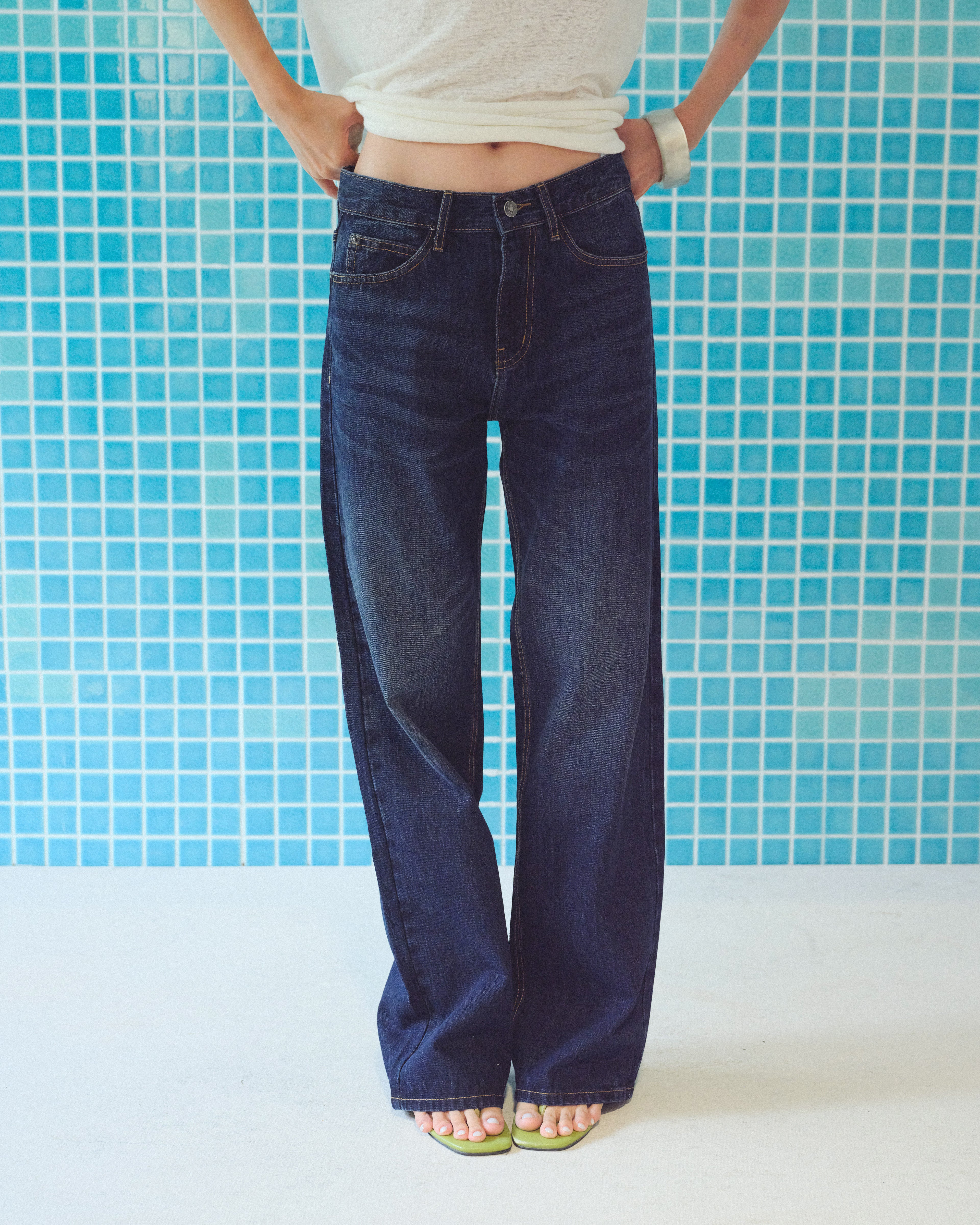 SS26 Low-rise Wide Leg Jeans