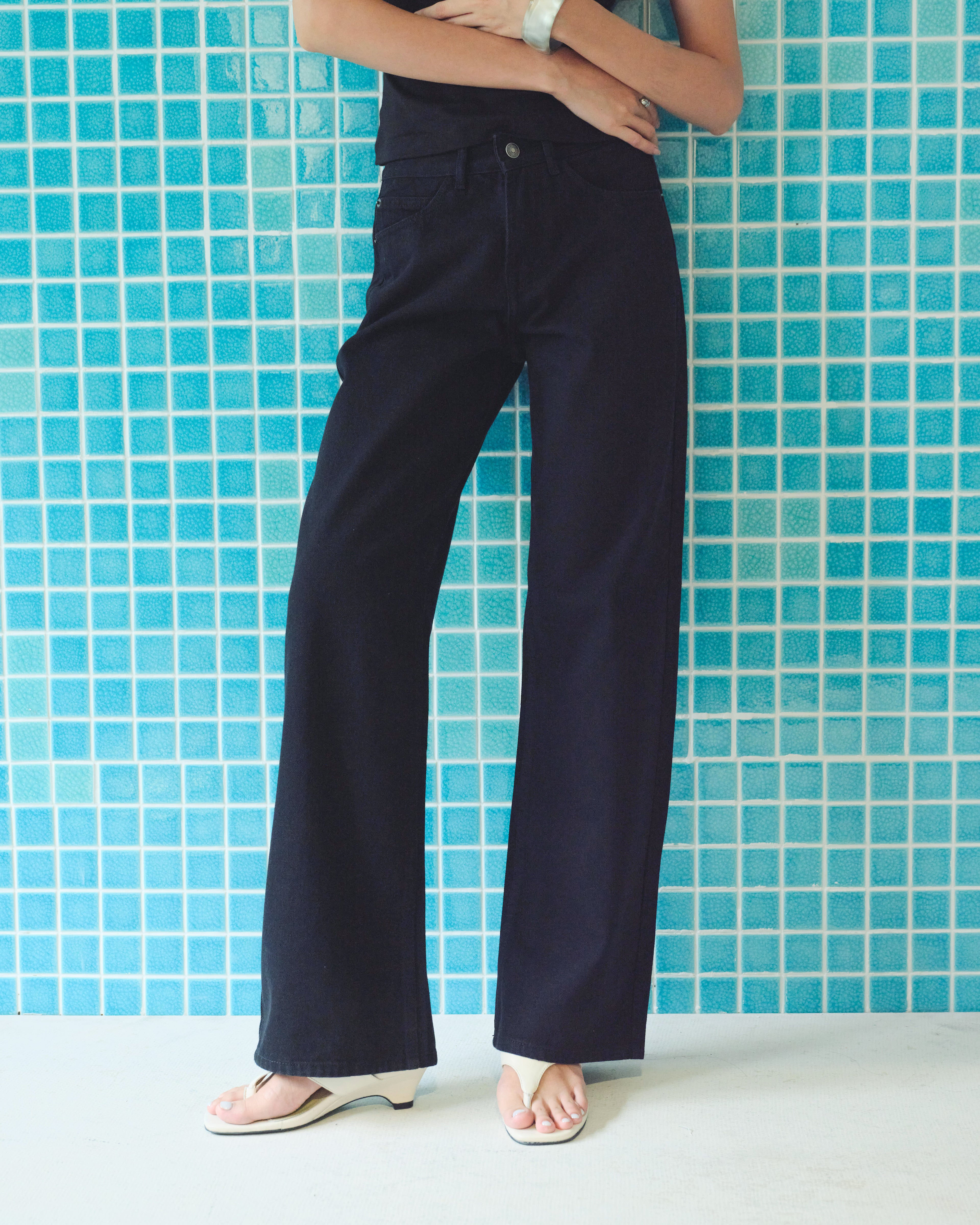 SS26 Low-rise Wide Leg Jeans
