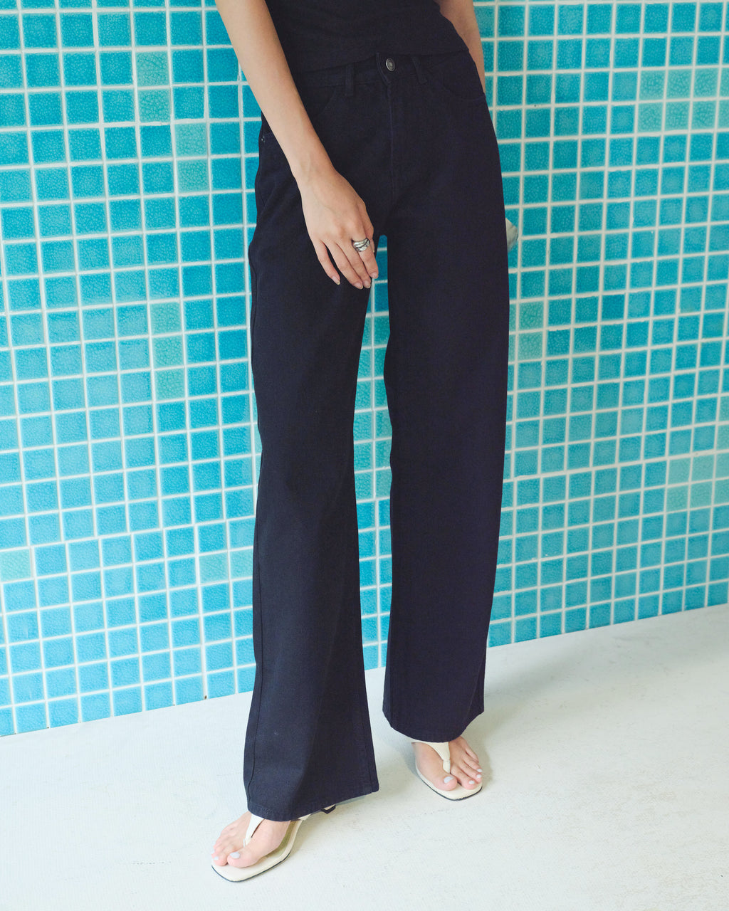 SS26 Low-rise Wide Leg Jeans