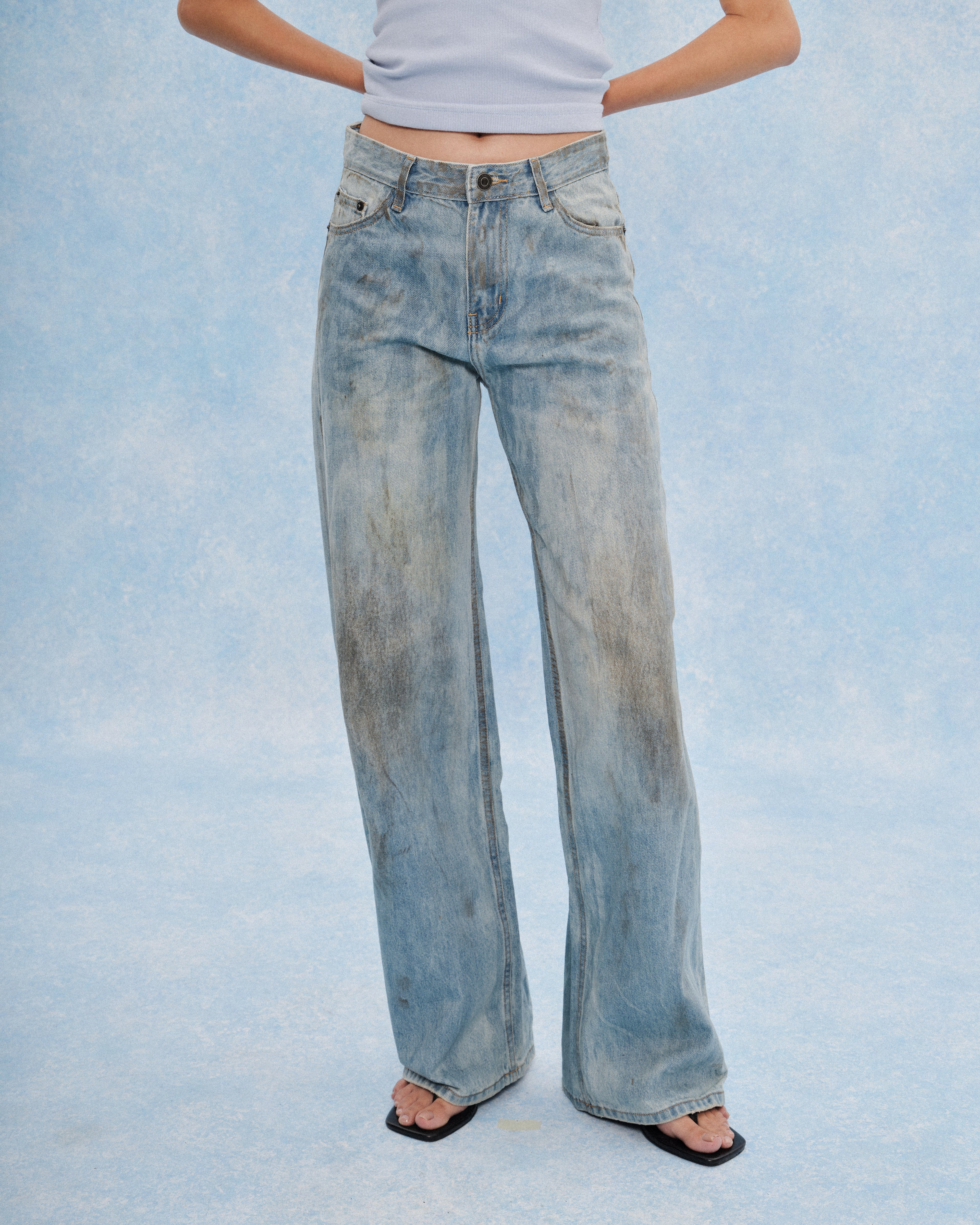 No Cap Varnish Jeans