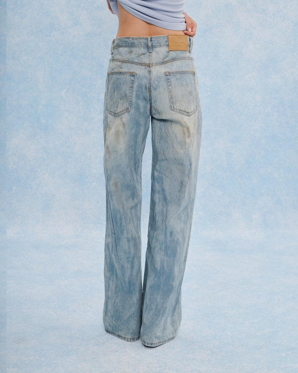 No Cap Varnish Jeans