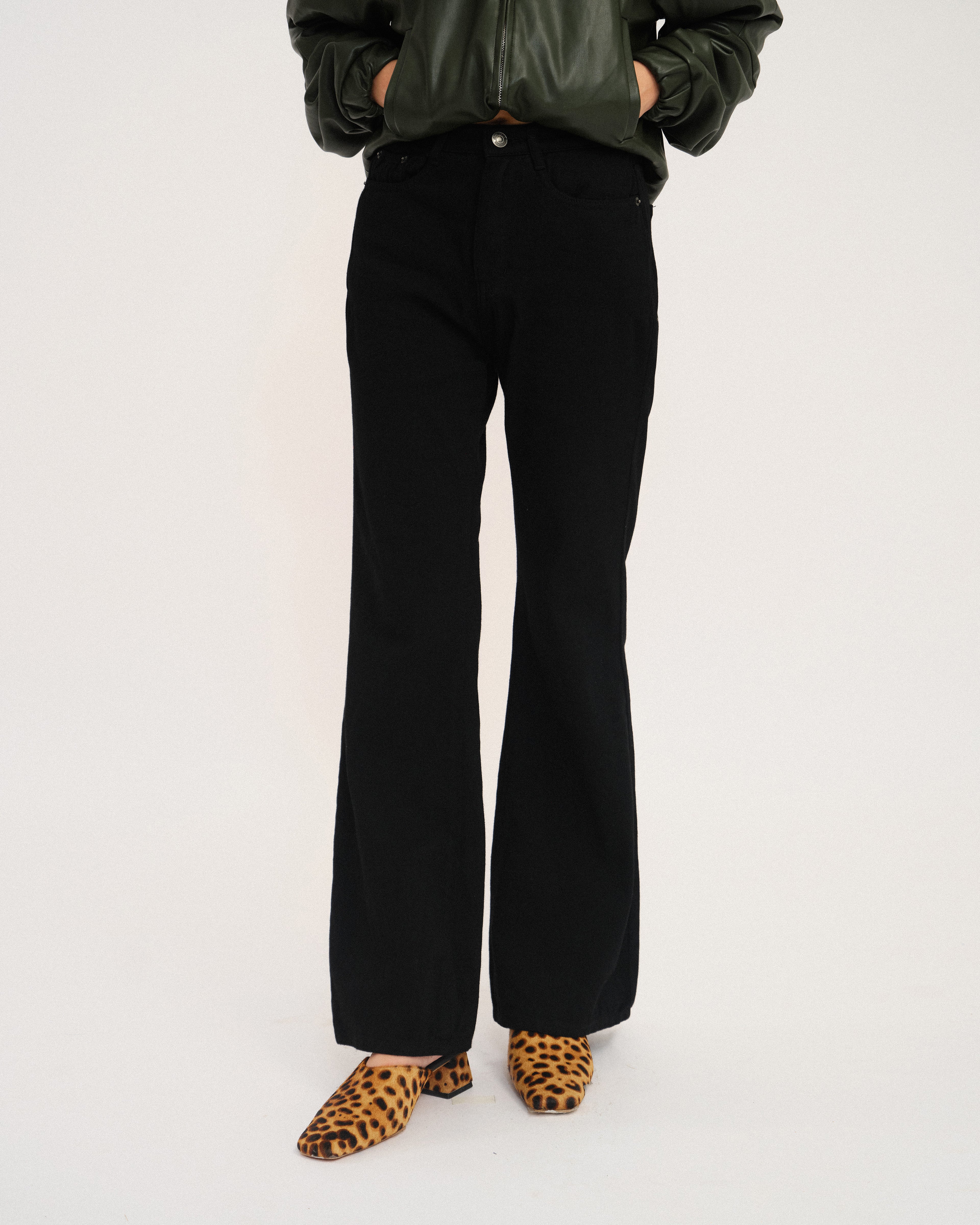 Urban Flare Jeans