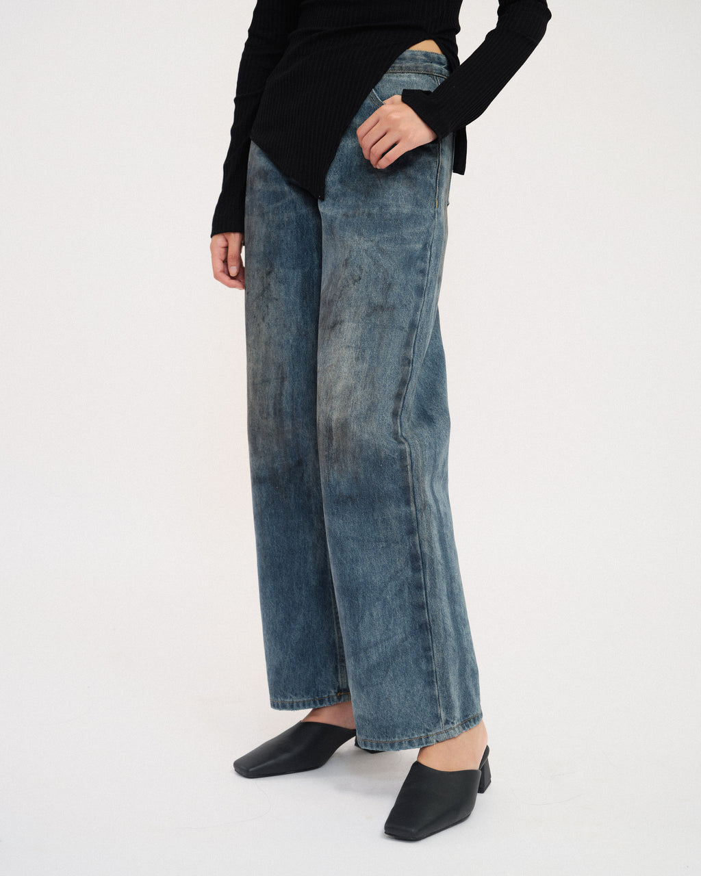 No Cap Varnish Jeans