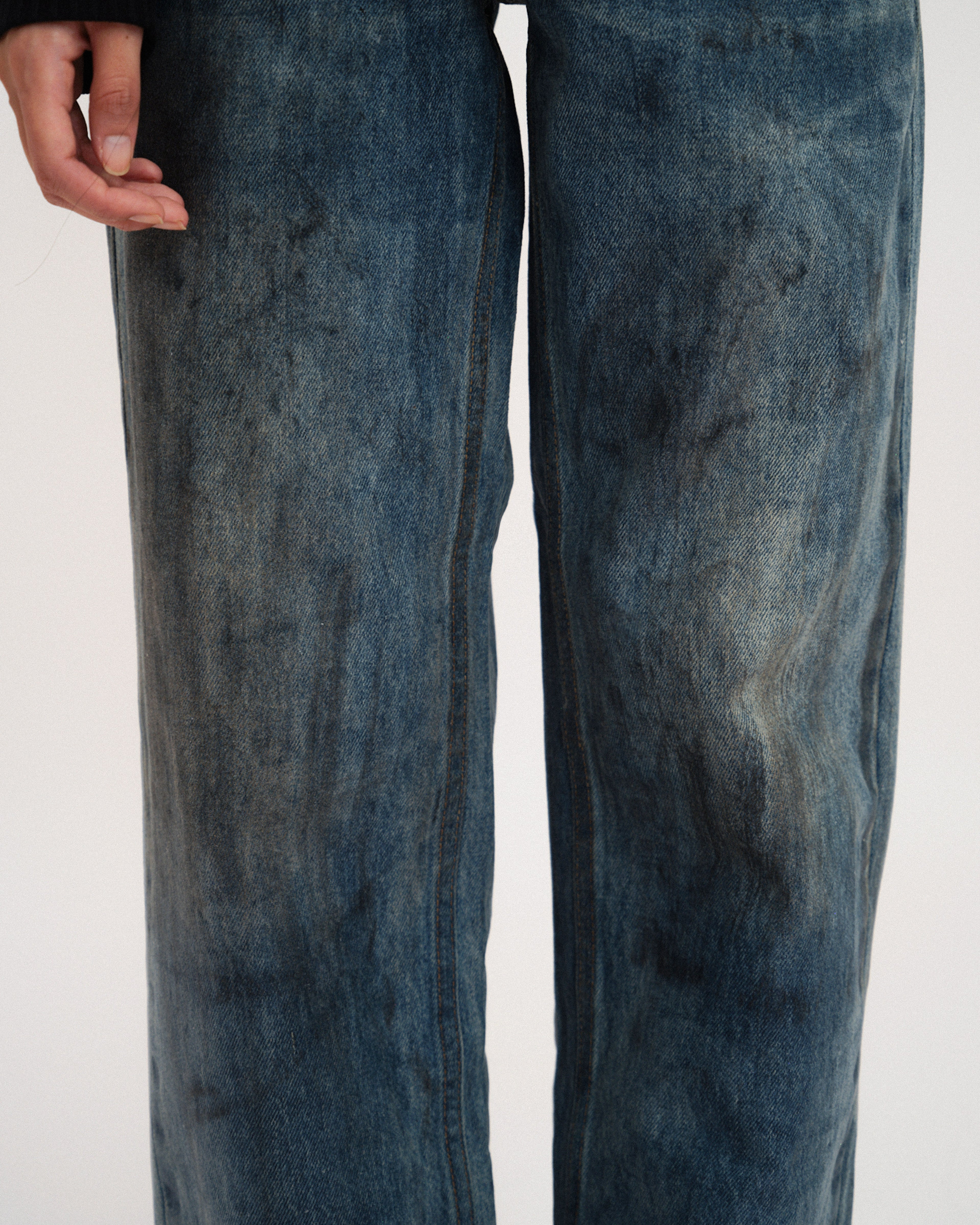 No Cap Varnish Jeans