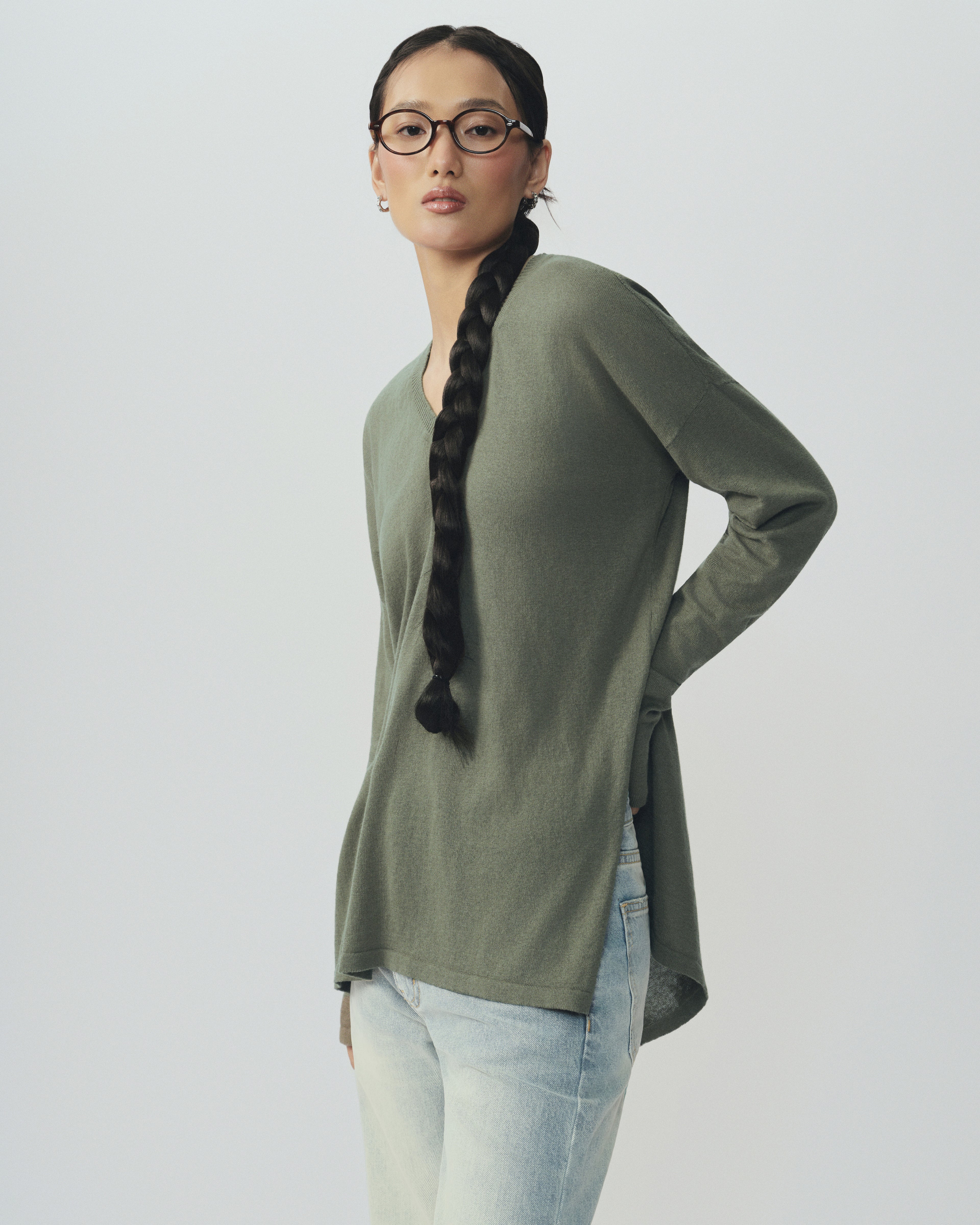 Dripping V-neck Knit Top