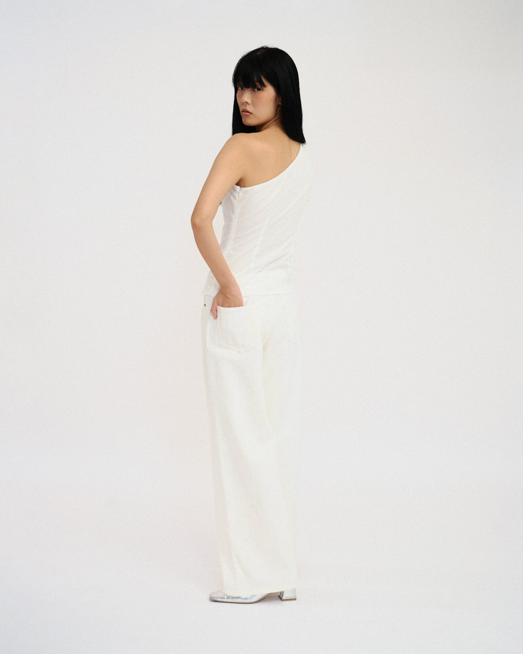 Charm One-Shoulder