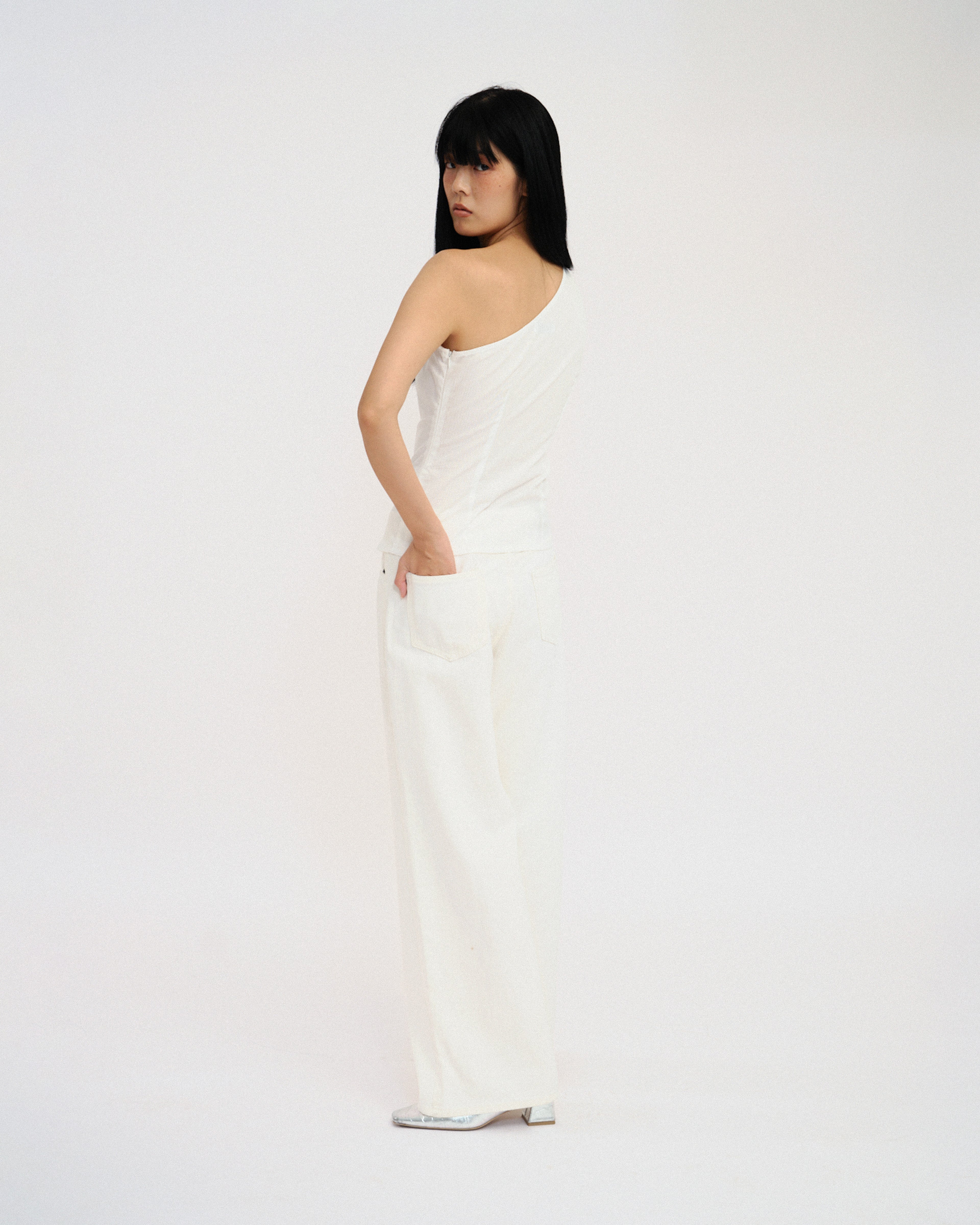 Charm One-Shoulder