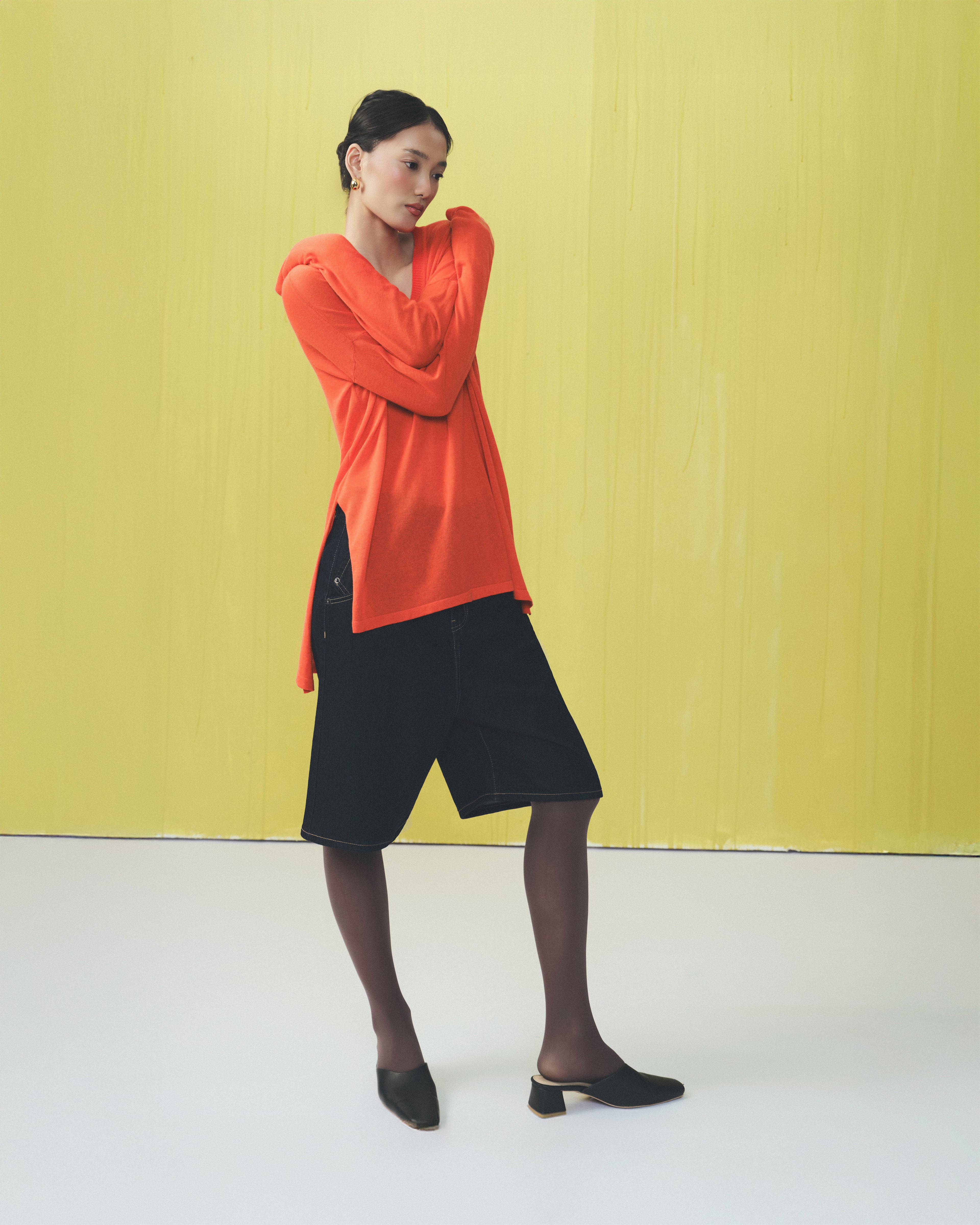 Dripping V-neck Knit Top