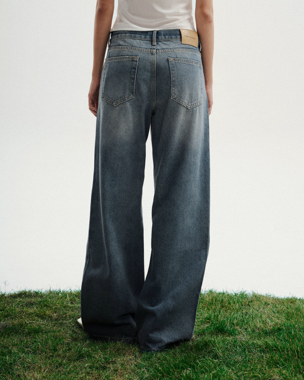 SS26 Low-rise Wide Leg Jeans
