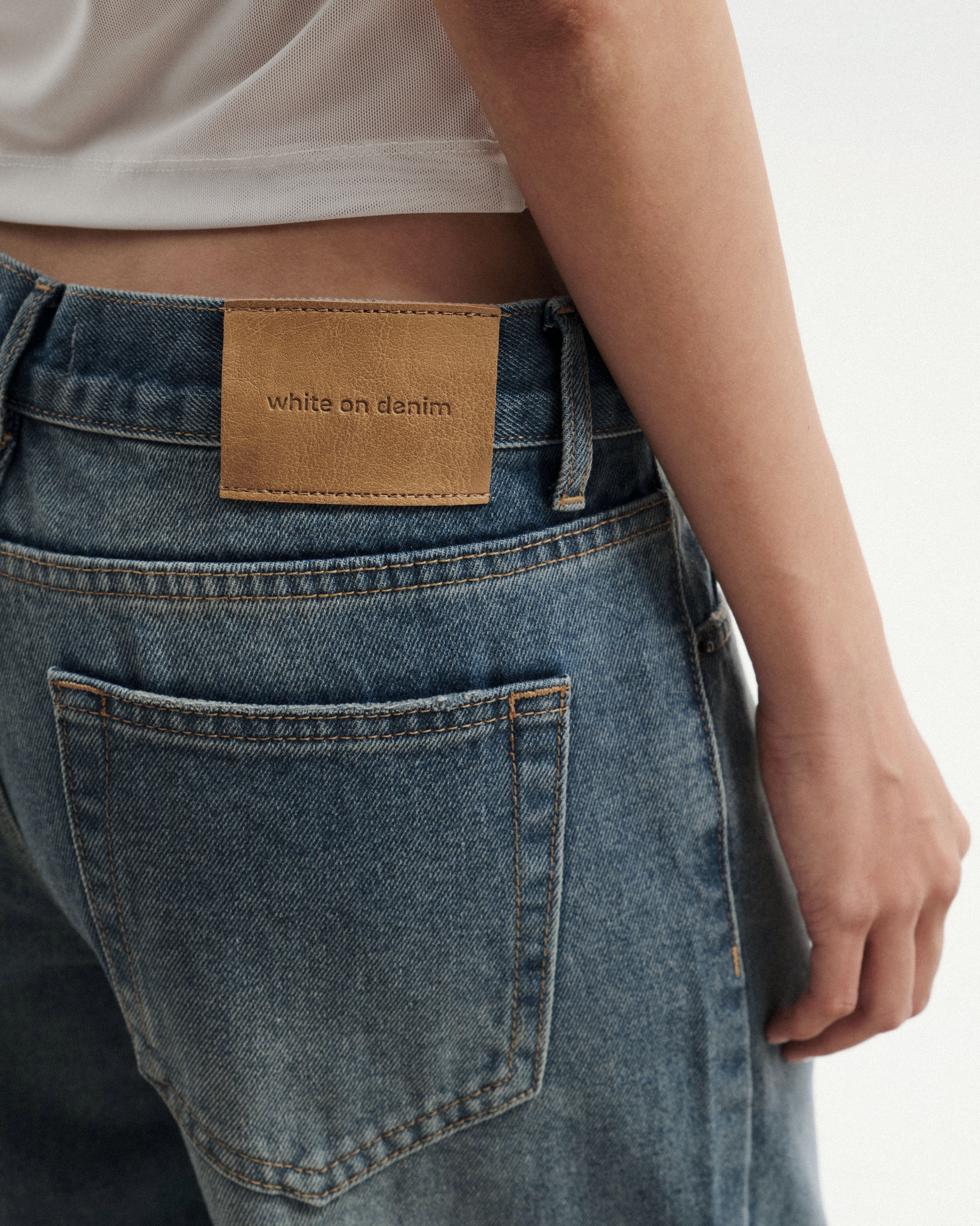 SS26 Low-rise Wide Leg Jeans