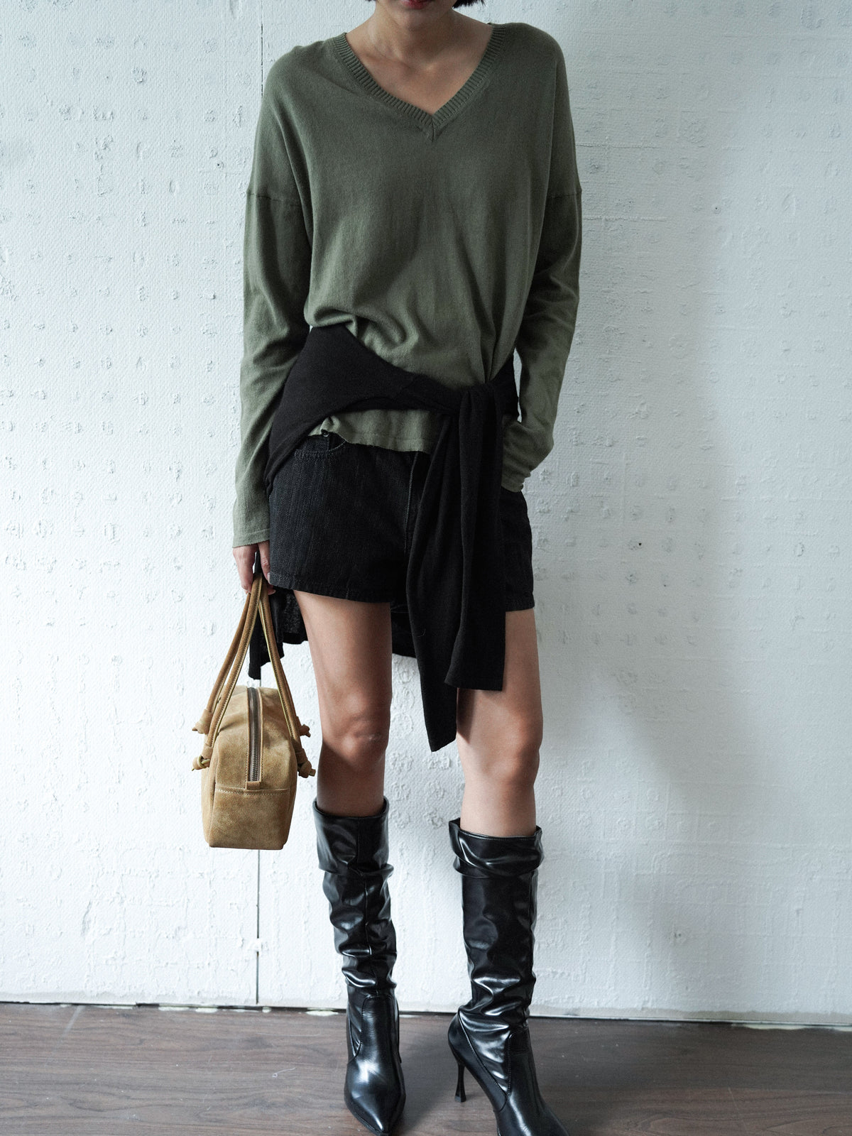 GREEN